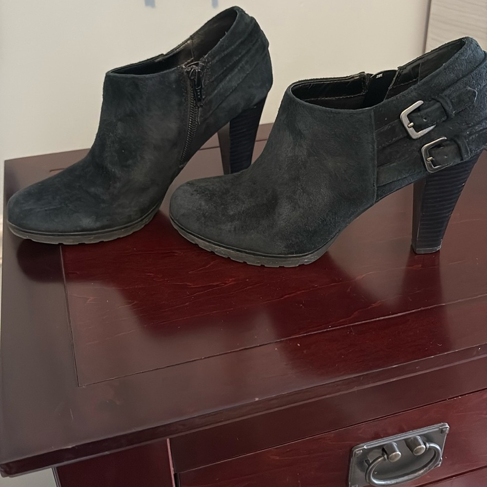 White mountain women’s booties